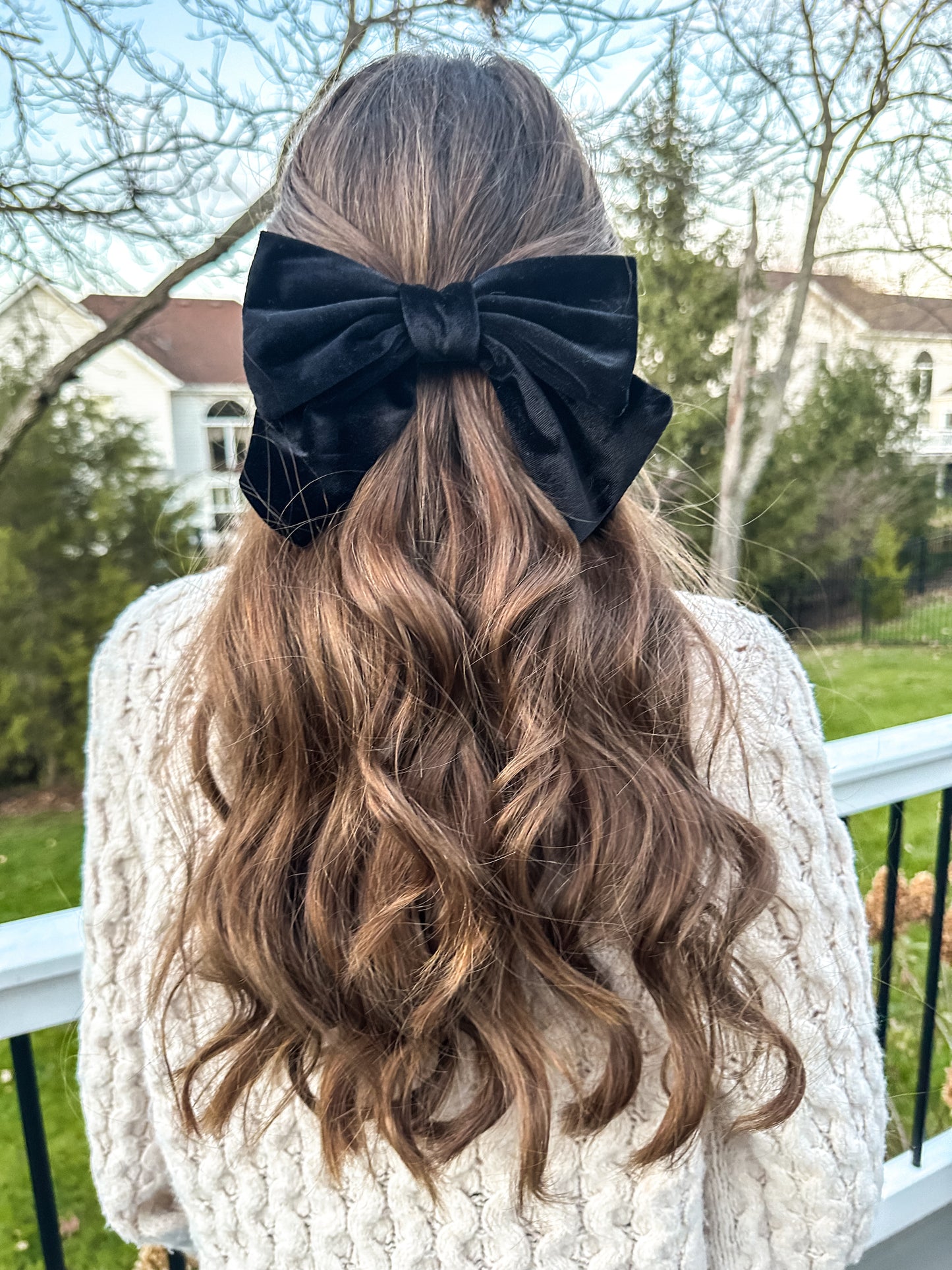 Feeling Festive Holiday Velvet Bow Clip