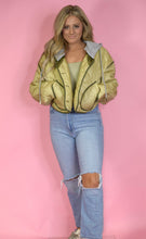 Load image into Gallery viewer, Evelyn&#39;s Quilted Olive Green Jacket
