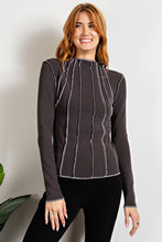 Load image into Gallery viewer, Ash Outseam Detailed Top
