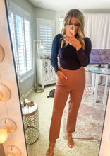 Load image into Gallery viewer, Charlotte&#39;s Solid Tapered Cropped Pants
