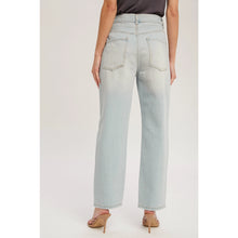 Load image into Gallery viewer, Abby&#39;s Straight Leg Light Jeans
